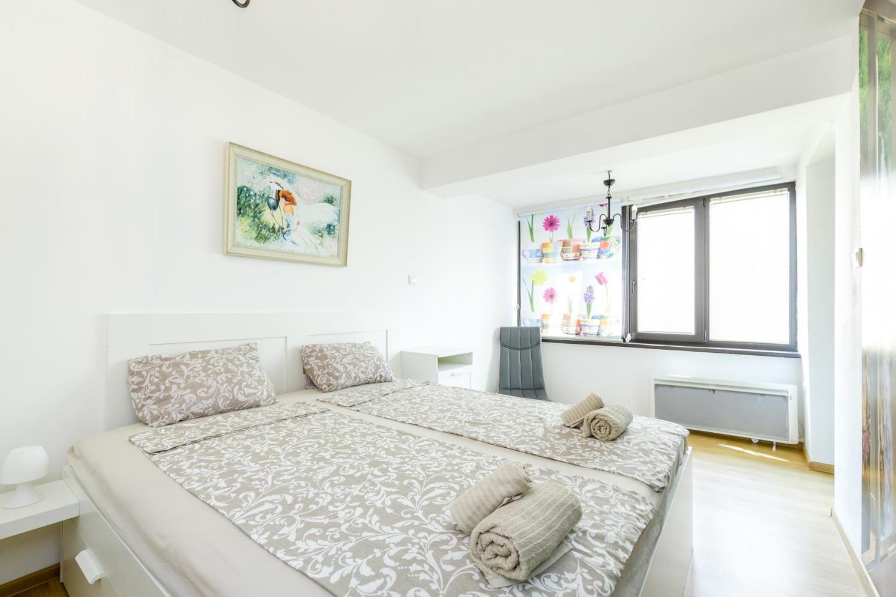 The White Apartment - Free Parking Sófia Exterior foto