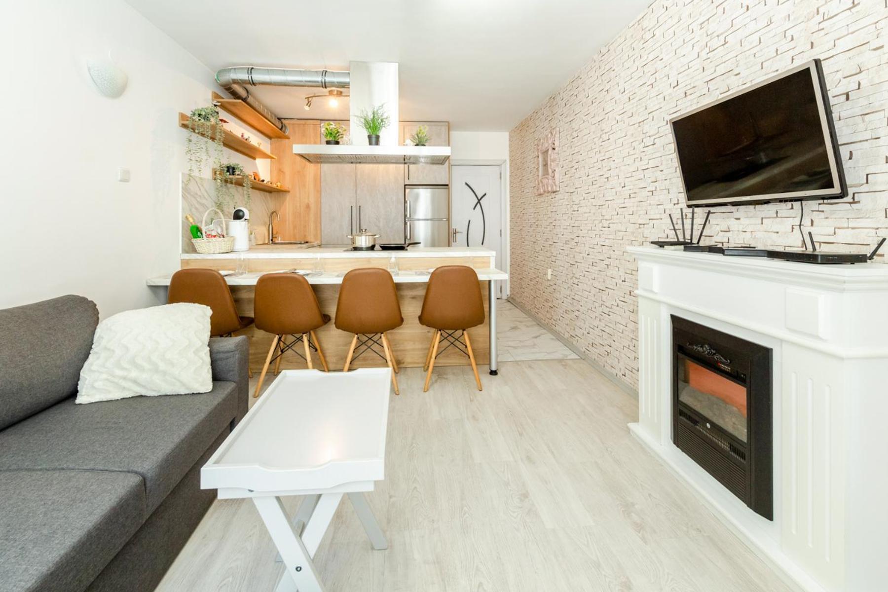 The White Apartment - Free Parking Sófia Exterior foto